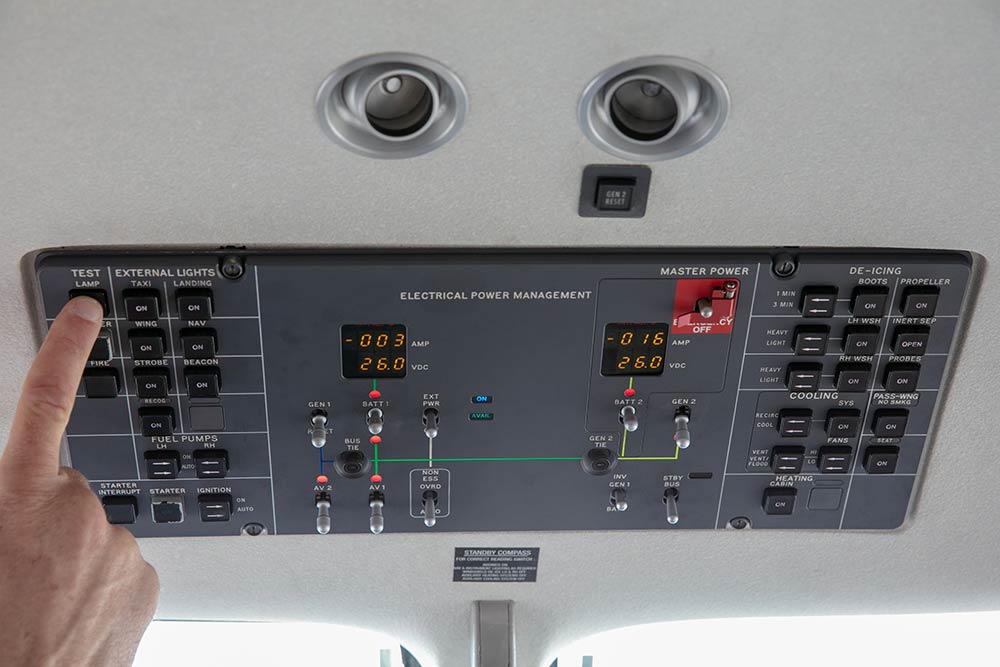 Pilatus SLXP electrical system